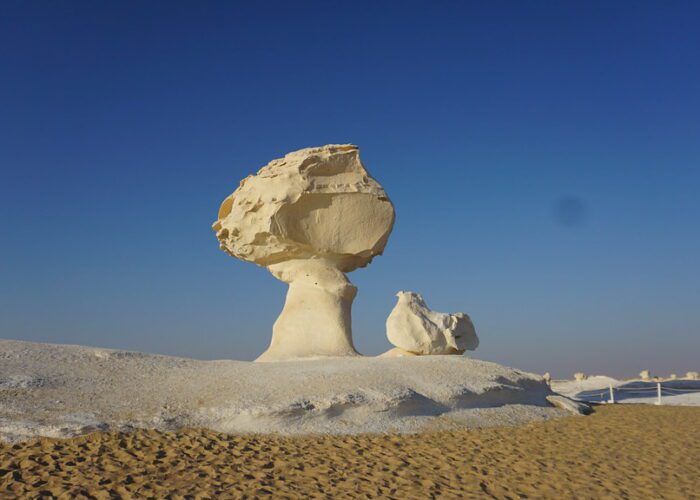 EgytiaTours-White Desert & Bahariya Oasis